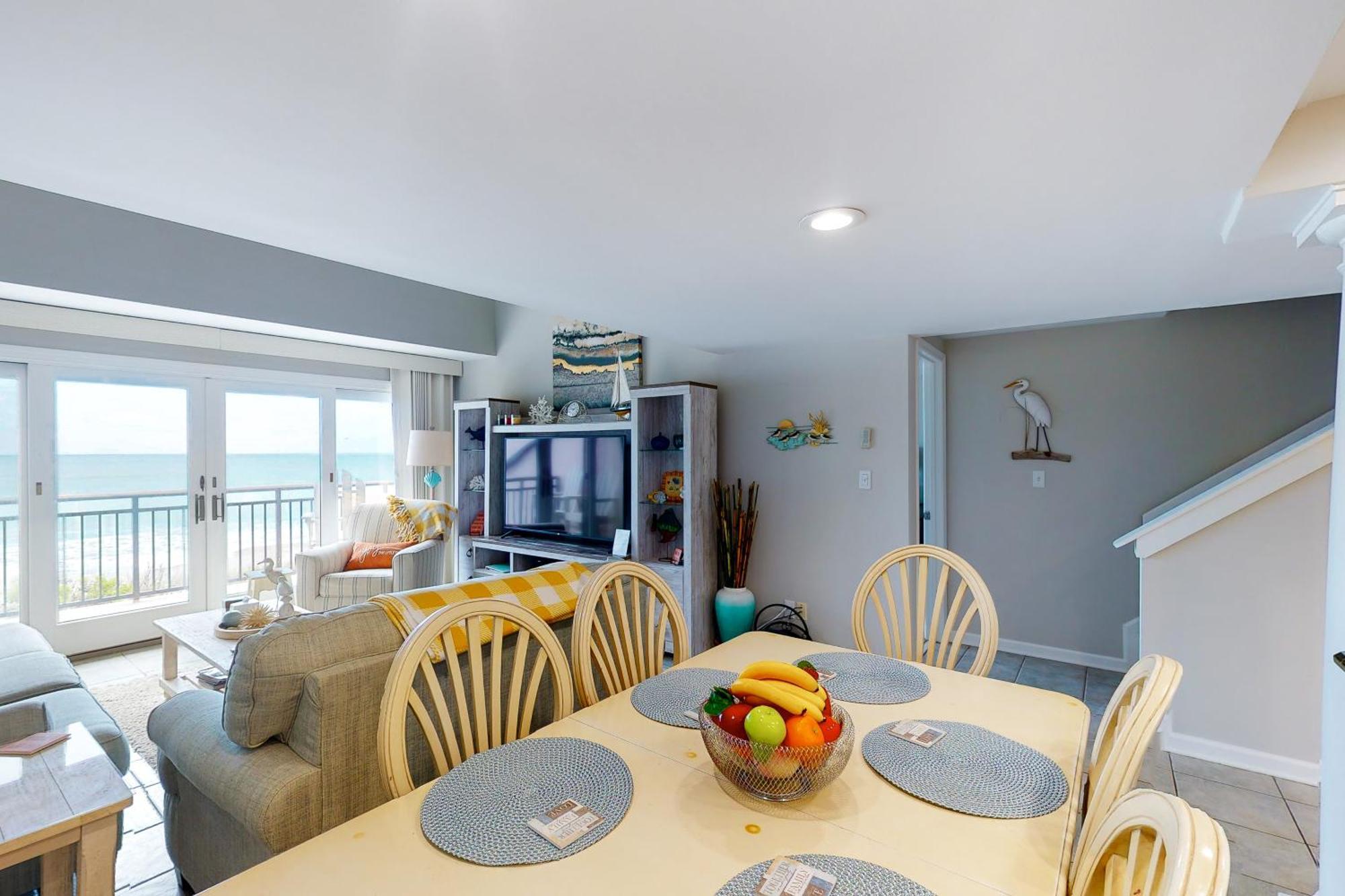Beachwalk Pine Knoll Shores Room photo